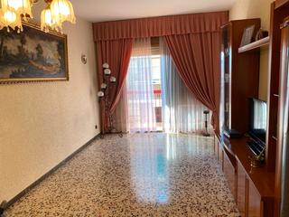 Appartement  Carrer de mossèn camil rosell. Piso en excelente zona en santa coloma de gramenet
