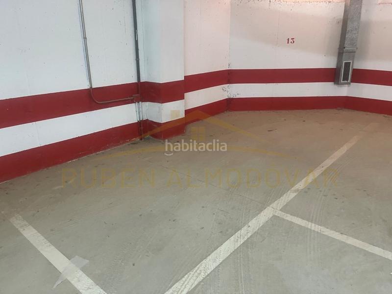 Foto 3cc716eb-0775-4b0d-9443-f2947384be5f. Car parking in calle poeta fermin limorte 19 in Albatera