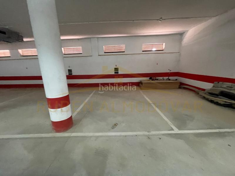 Foto b15c5c3c-3edc-4d3f-8115-19f2246c23d9. Car parking in calle poeta fermin limorte 19 in Albatera