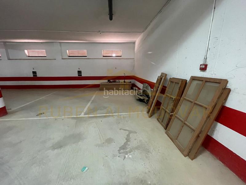 Foto dc0713e5-e0f8-4d24-b655-564085dd3a71. Car parking in calle poeta fermin limorte 19 in Albatera