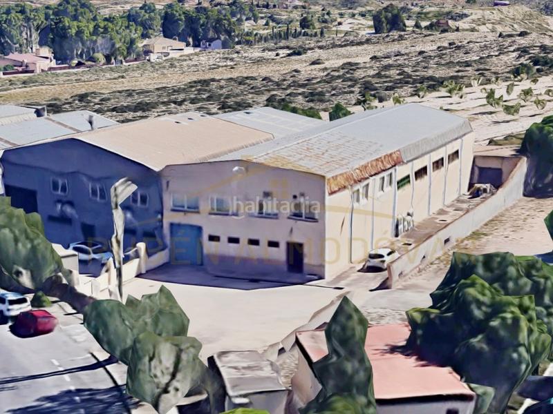 Foto 0b8e2ac5-32e0-40d6-adcb-f3f162e8c0ec. Nau industrial a calle alemania 117 a Campo Alto-Club de Campo Elda