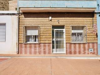 Casa a Calle alta del pozo 5. Casa 3 habitaciones venta callosa de segura