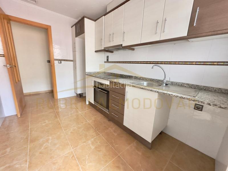 Foto 5ffbcb8b-4306-4a36-be9c-8f71b1878fa3. Piso en calle san francisco 35 piso 3 habitaciones venta en Orihuela