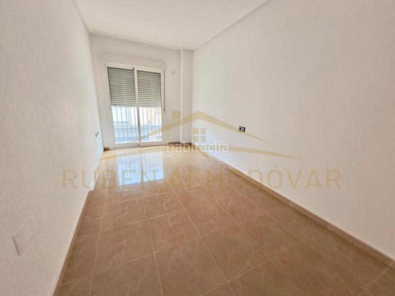 Foto b7ff4d0f-42ff-460e-8f20-05f2a5818f0a. Piso en calle san francisco 35 piso 3 habitaciones venta en Orihuela