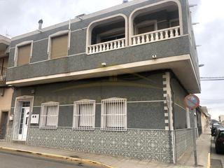 Duplex à Calle san jose 26. Dúplex 4 habitaciones venta benejúzar