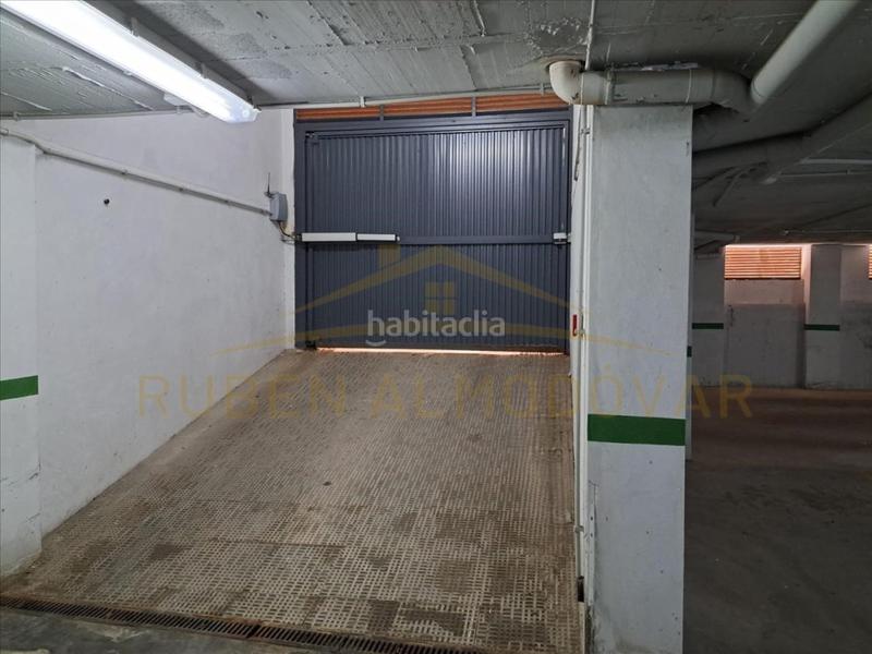 Foto a21dd066-f332-4ad3-96af-291fcf91c03b. Parking voiture dans calle st cristo 17 dans Almoradí