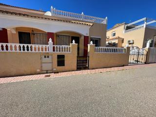 Casa a Poligono j-1 p flamenca norte 54. Casa  venta orihuela