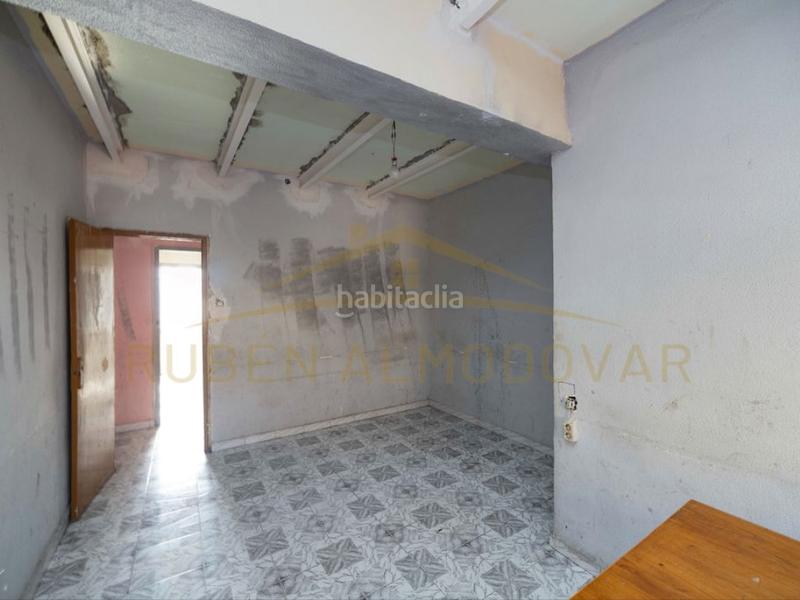 Foto ab3fb6d1-2356-49b9-a234-5937336fbf2f. Piso en calle veintinueve de octubre 9 piso 3 habitaciones venta en Callosa de Segura