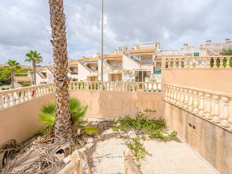 Foto 1b32abb9-7ff7-4c39-956f-e2254c82fcad. Chalet in poligono o-1 filipinas 5-d in Villamartín-Las Filipinas Orihuela