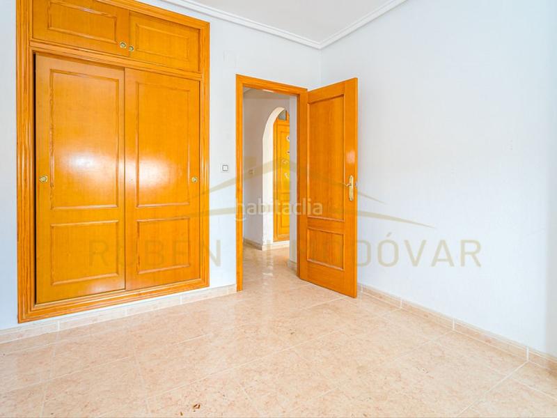 Foto 314b9ba1-392b-4f02-a573-f45f41c777ea. Chalet in poligono o-1 filipinas 5-d in Villamartín-Las Filipinas Orihuela