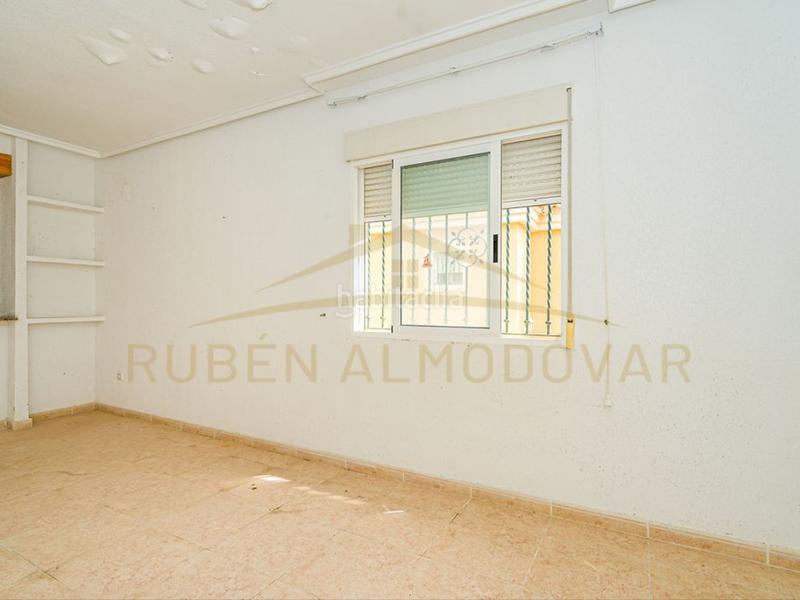 Foto 6596eeee-0478-4b93-b128-a38da94cecd3. Chalet in poligono o-1 filipinas 5-d in Villamartín-Las Filipinas Orihuela