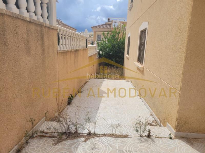 Foto 7a65062c-833f-48fa-9da9-a18fd7dac285. Chalet in poligono o-1 filipinas 5-d in Villamartín-Las Filipinas Orihuela