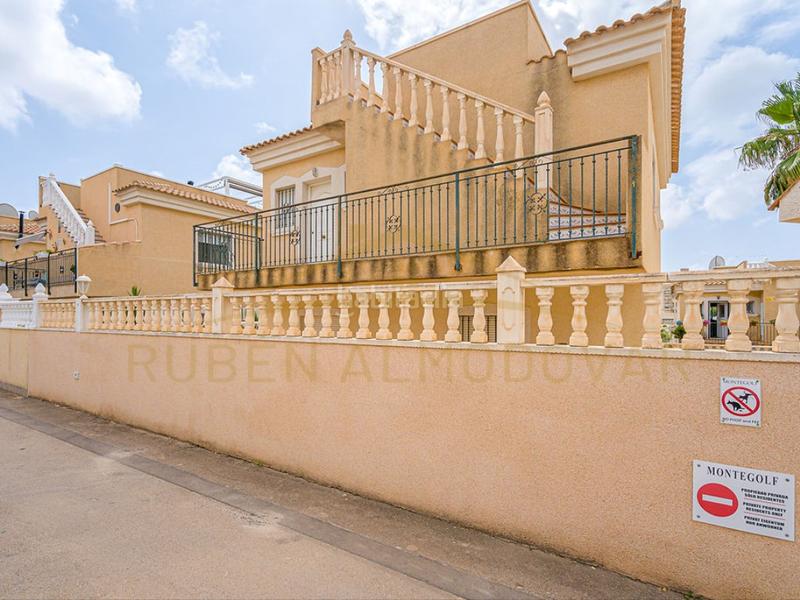 Foto 94f1289f-6de5-4ce1-ae2e-dfa075d32527. Chalet in poligono o-1 filipinas 5-d in Villamartín-Las Filipinas Orihuela