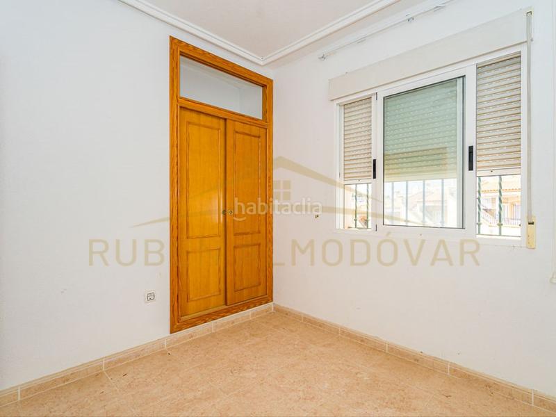 Foto aa39a63e-3d47-40e0-b287-8b5f0b15f7ef. Chalet in poligono o-1 filipinas 5-d in Villamartín-Las Filipinas Orihuela