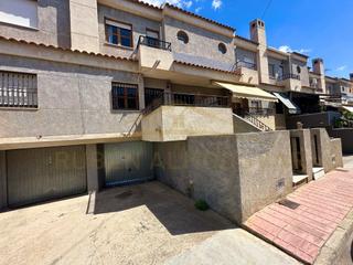 Casa  Calle jesus triunfante 12. Bungalow 3 habitaciones venta catral