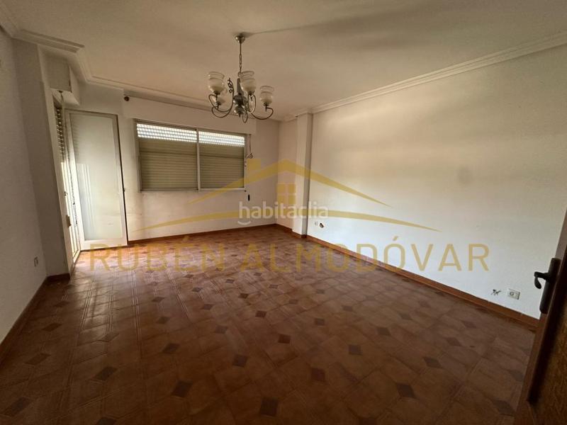 Foto 1b8493ea-4bf0-403a-a882-1e027610cbee. Flat in avenida paz 84 in Jacarilla