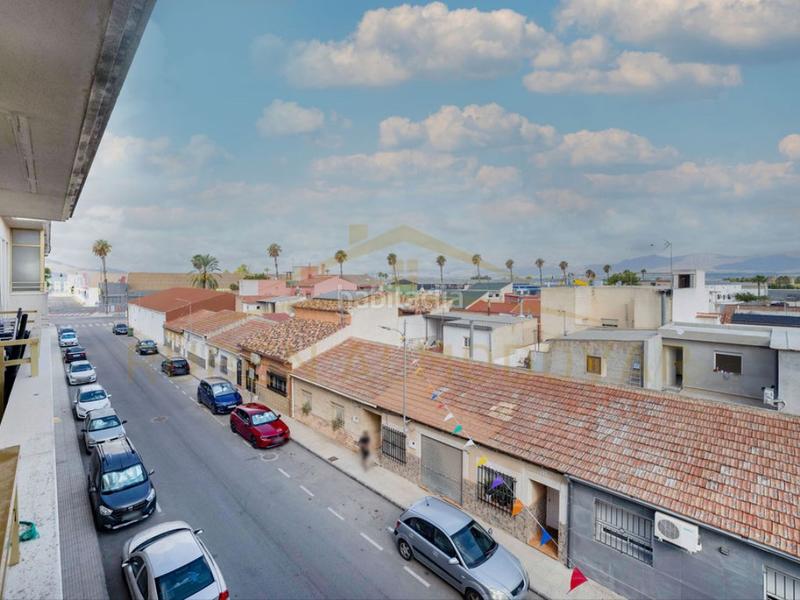 Foto 7672d65b-04d5-4100-9dae-2cc07e2fa9eb. Pis a calle libertad 2-a a Catral