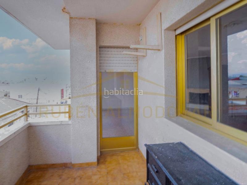 Foto 7c557bb0-cbea-4b69-bf79-2cec66b5d791. Pis a calle libertad 2-a a Catral