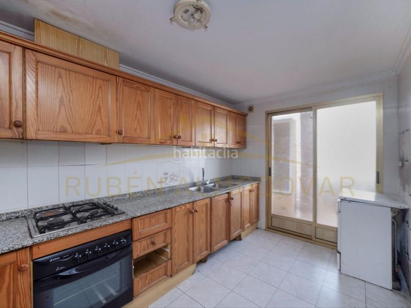 Foto 7cbfda4c-c10c-43c4-add6-02edeb9c7f64. Pis a calle libertad 2-a a Catral