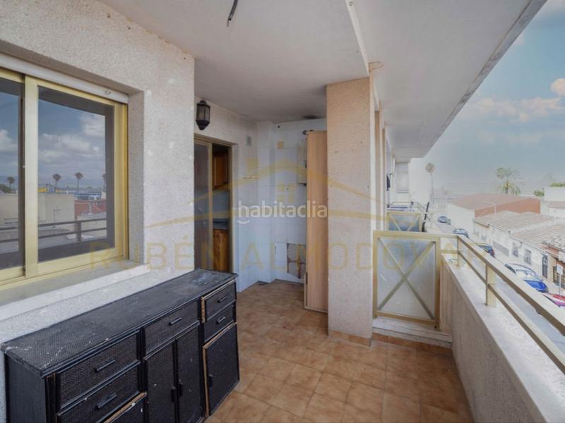 Foto ce70f34a-83ff-495c-8e2e-ecf317e58e48. Pis a calle libertad 2-a a Catral