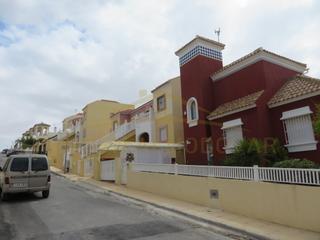 Pis a Calle lorca 9. Piso 3 habitaciones venta san miguel de salinas