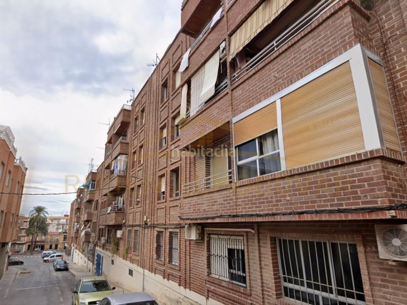 Foto b5e67987-7103-4980-a897-3653f34fe7b9. Piso en calle oriol 6 piso 2 habitaciones venta en Orihuela