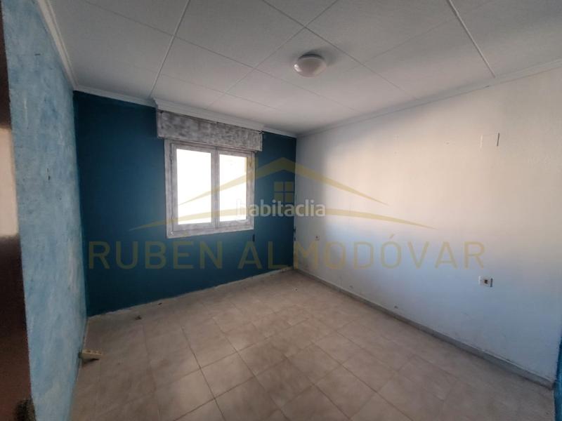 Foto 9deeabd5-03ff-43ec-85f4-af0fee59b351. Casa a avenida deva 125 a Zona Carrefour - Urbanizaciones Torrevieja