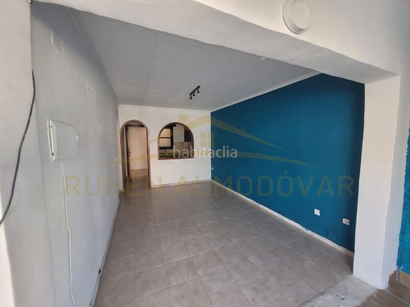 Foto df9745a8-5ef0-4a6a-a304-c115f4bb4ce0. Casa a avenida deva 125 a Zona Carrefour - Urbanizaciones Torrevieja