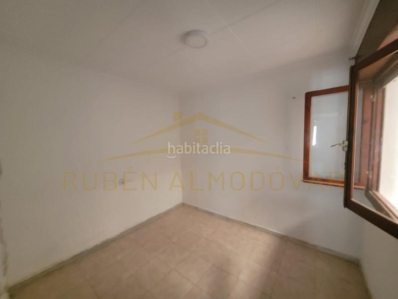 Foto f3d9d47d-e678-4a50-ac4b-a9e1f5d393c3. Casa a avenida deva 125 a Zona Carrefour - Urbanizaciones Torrevieja