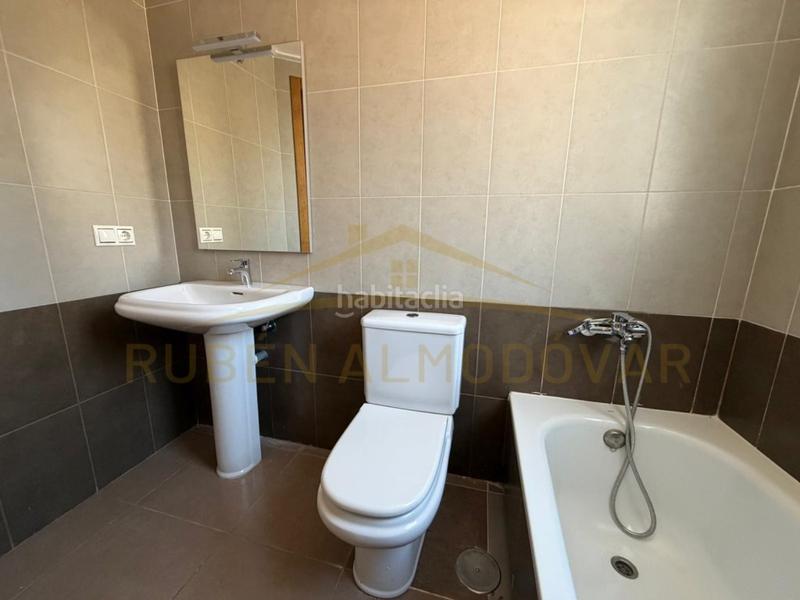 Foto 658b1bd8-d854-4285-a7c7-3bcaa5f354b1. Lloguer xalet a calle polonia 0 a Callosa de Segura