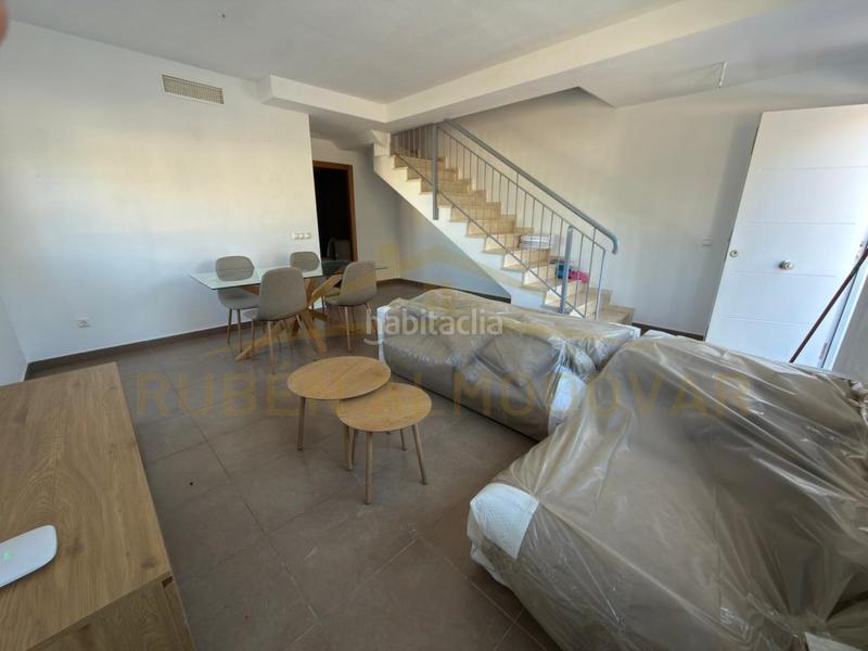 Foto beb3532b-bc08-494c-9407-95b14b3698f8. Lloguer xalet a calle polonia 0 a Callosa de Segura