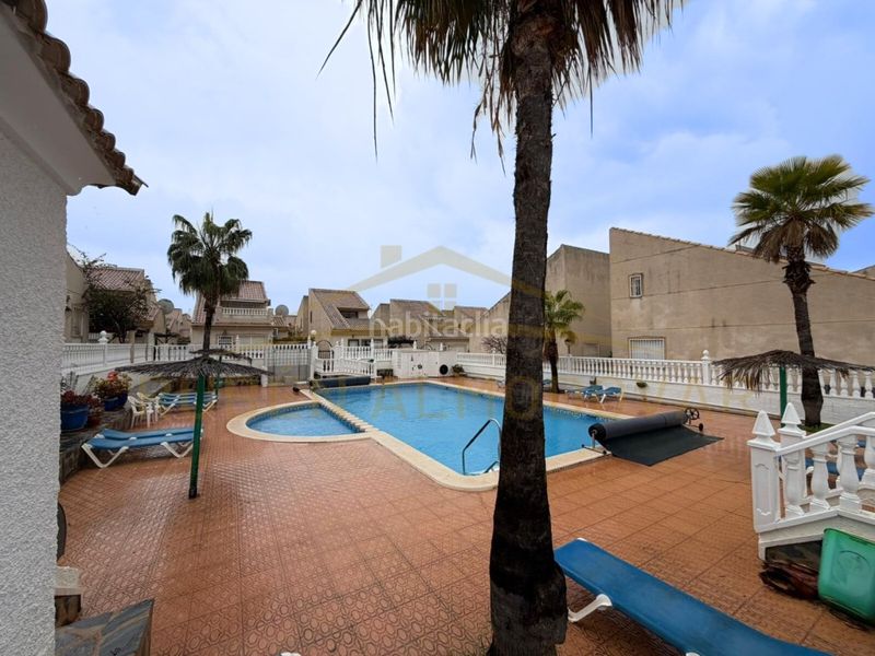 Foto 2f7f5cf4-d745-44b9-94d1-d35df14a6571. Apartament a calle la arcadia 2 a Rojales
