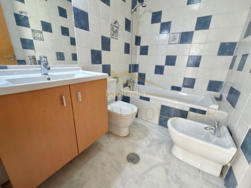 Foto 22189ed2-d830-486f-9a61-d3830eebc3c9. Casa adossada a calle almoradi 11 a Algorfa