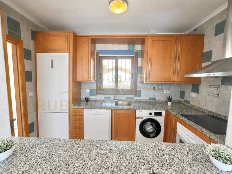 Foto 2f77f400-0dfe-4d5b-892e-537ce0f06ca8. Casa adossada a calle almoradi 11 a Algorfa