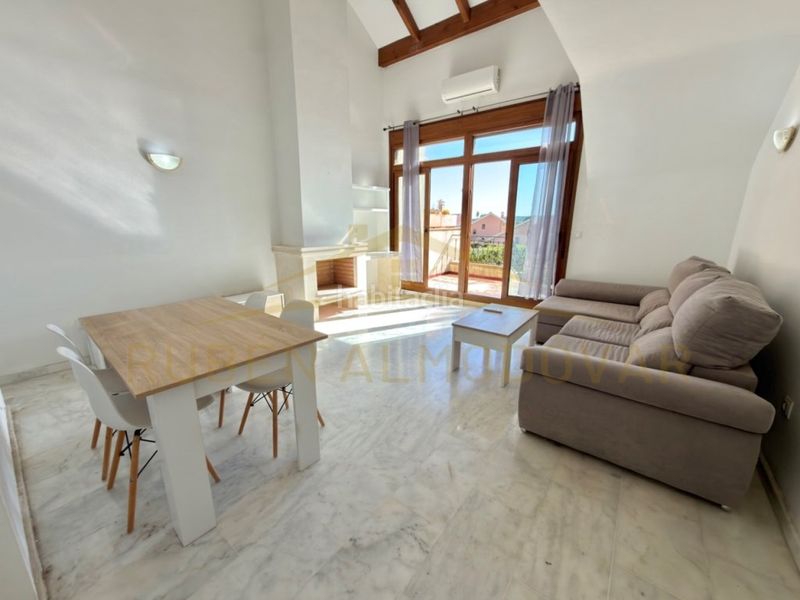 Foto 5aeca45f-8d20-4b07-9a34-2d6a1b8e7945. Casa adossada a calle almoradi 11 a Algorfa