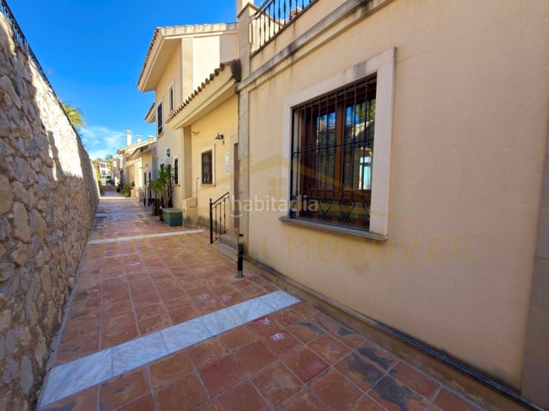 Foto 7a7d9b70-e356-46f0-8409-c0f862adb2ab. Casa adossada a calle almoradi 11 a Algorfa