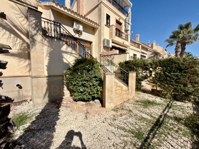 Foto ca4208bb-e032-46ed-b8d7-b4a8403022e6. Casa adossada a calle almoradi 11 a Algorfa