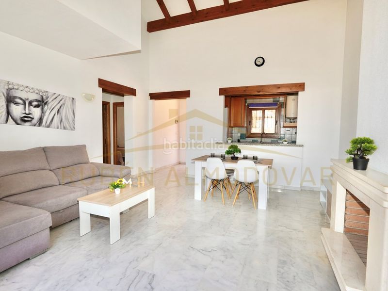 Foto f68bebe7-9f2a-44b7-9214-3d3e0f15f2c8. Casa adossada a calle almoradi 11 a Algorfa
