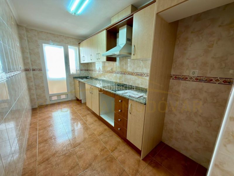 Foto 11e21a82-e05d-467f-961f-4f893b89c098. Pis a calle dr. mazon 2 a Rafal