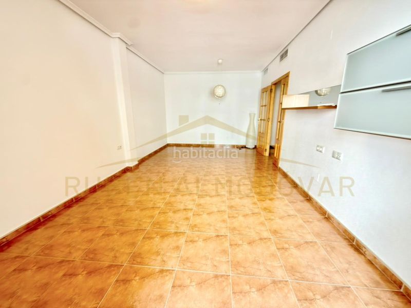 Foto 9dd80b14-bc3b-4542-8133-43dffddef4d5. Pis a calle dr. mazon 2 a Rafal