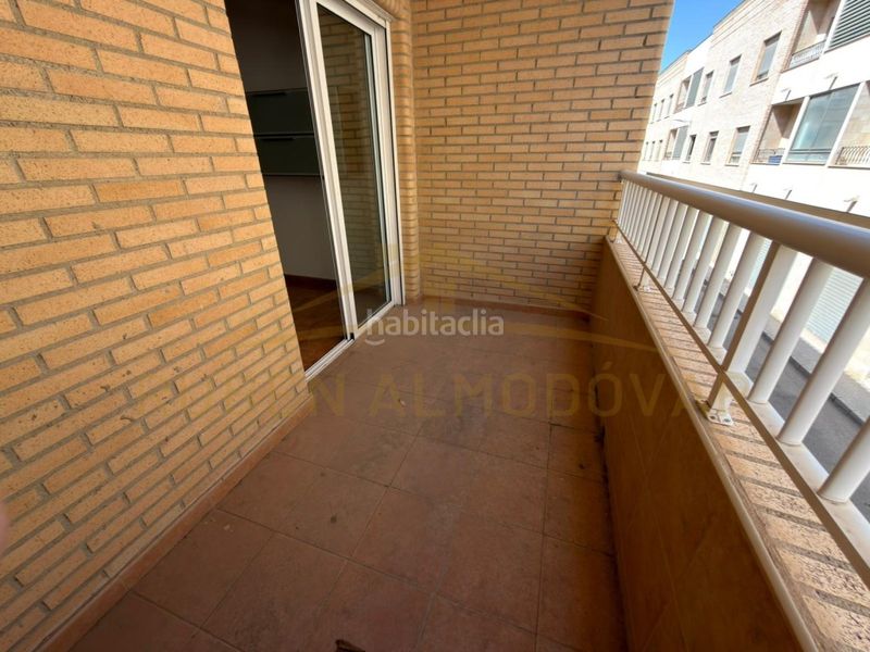 Foto c649019d-b980-4ecf-ae71-fd4d4d776e69. Pis a calle dr. mazon 2 a Rafal