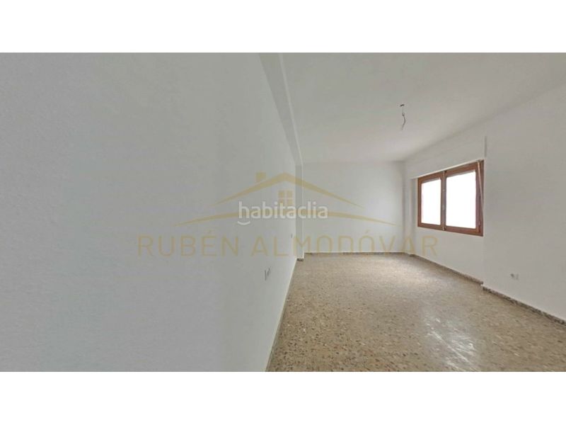 Foto 4b3447f2-1fea-40c3-8a4e-5f46b3c3b1c4. Flat in calle sancho medina 24 in El Carril - Paseo de Chapi Villena