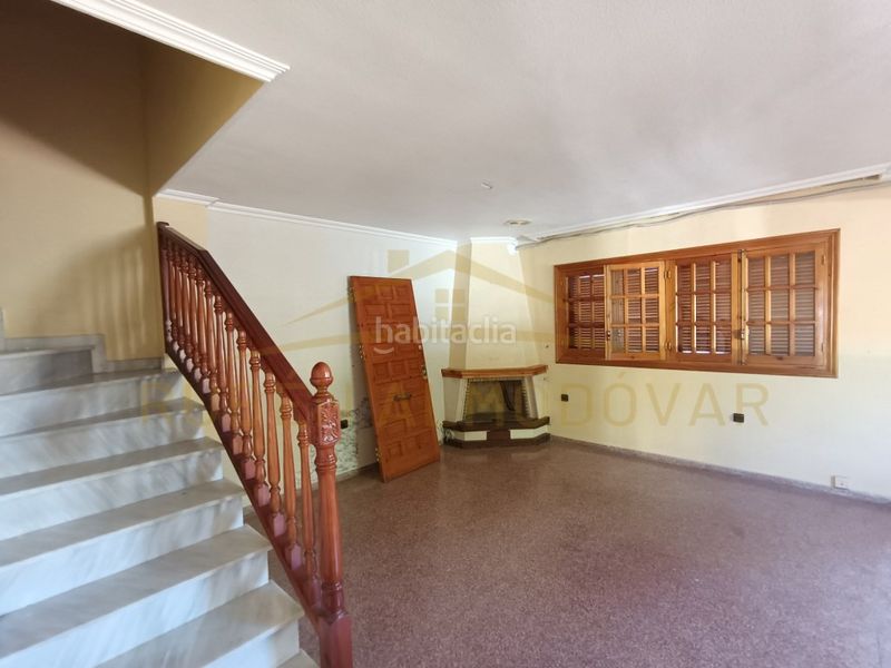 Foto f5309542-f0b7-4fc8-91a0-b727d9c9ddf5. Casa a calle tobarra 30 a Dolores