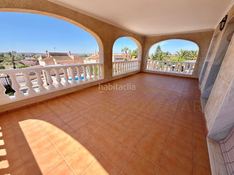 Foto bc1e27fb-0204-4792-a6ec-91ae679ad0da. Chalet with parking pool in San Fulgencio