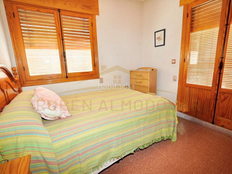 Foto fc4431c8-9752-4a23-8021-e1c91a285b91. Chalet with parking pool in San Fulgencio