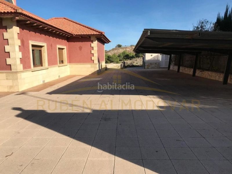 Foto 15bae39b-76c7-486e-aff9-b4a42e353a4d. Casa a calle irlanda 1 a Bigastro