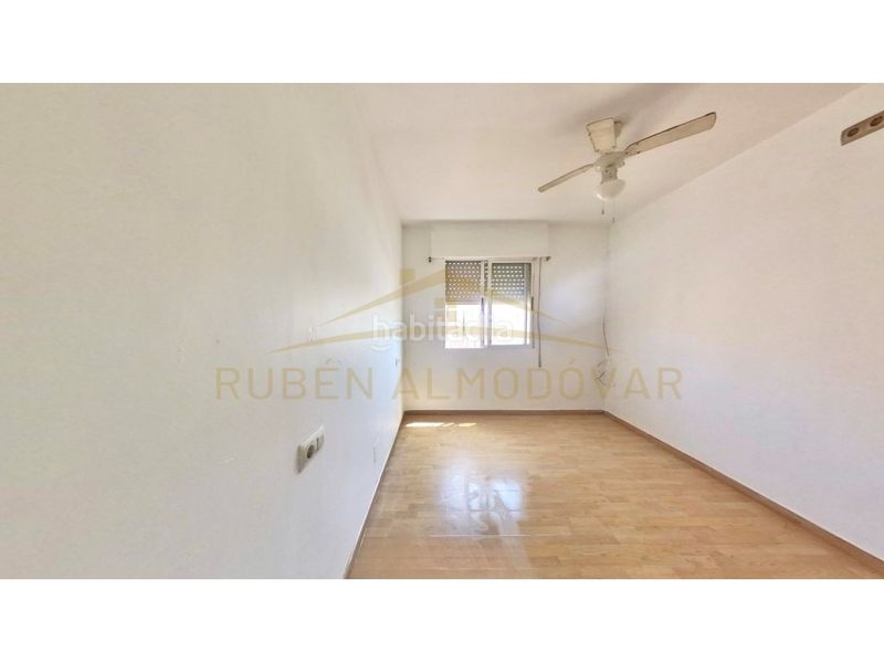 Foto e05e13c4-9459-49d1-ba28-32c1a1b521bd. Dúplex a urbanizacion jardin del mar iii 1 a Zona Carrefour - Urbanizaciones Torrevieja
