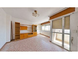 Appartement à Calle rey don felipe ii 7. Piso 4 habitaciones venta callosa de segura