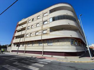 Etagenwohnung  Calle colombia 2. Piso alquilado de 3 dormitorios en almoradí