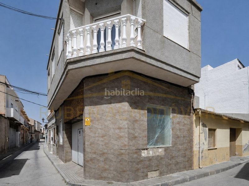 Foto 31999fc0-99ac-4c34-8aa1-75856880287f. Casa adossada a Cox